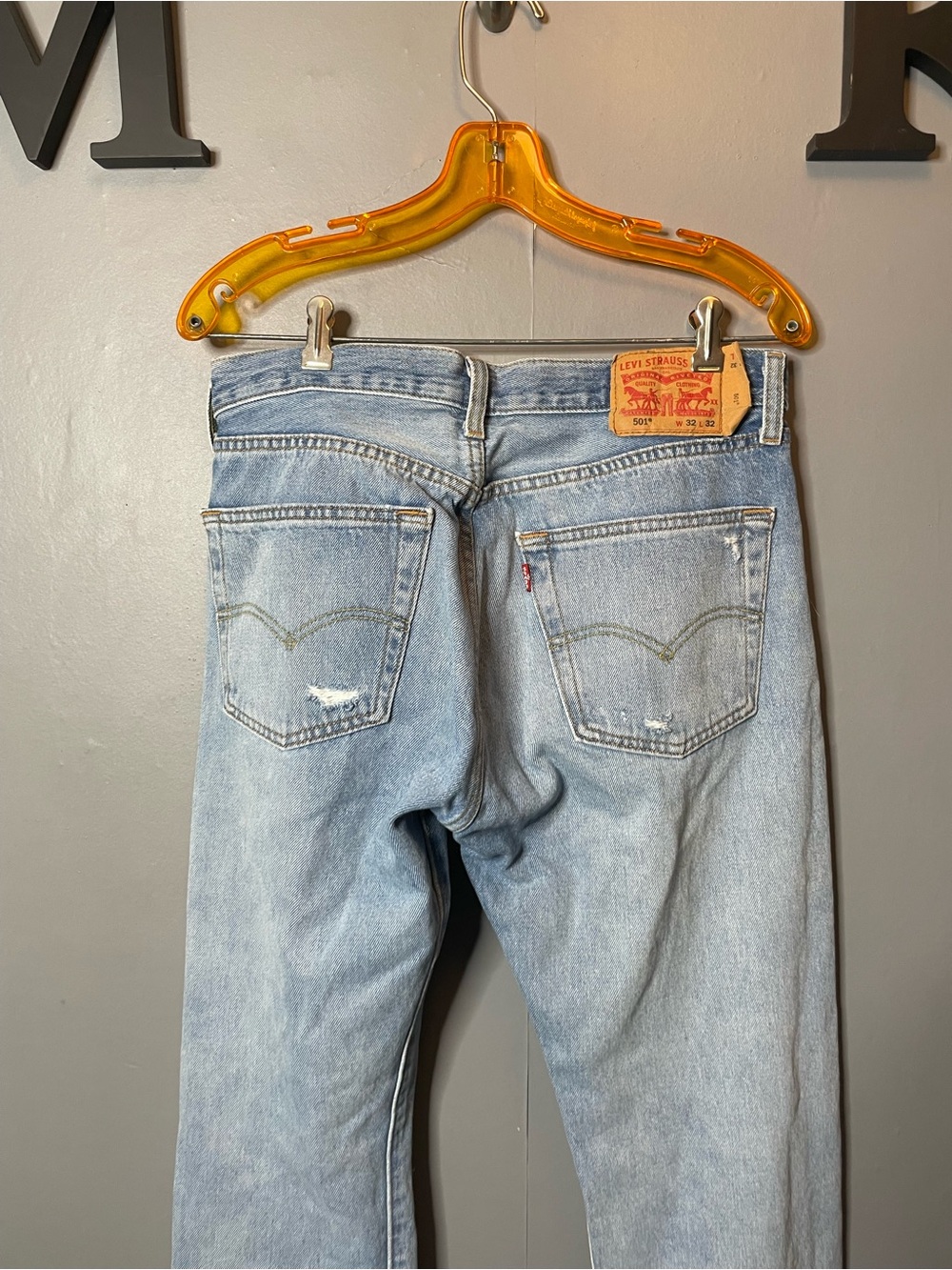 Levi's 501 Light Blue Distressed Men's Jeans 32x32 - Picture 5 of 11